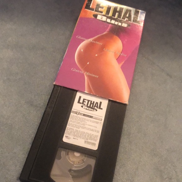 LETHAL BUNS VCR TAPE • 30 MINUTE WORKOUT - Picture 7 of 9